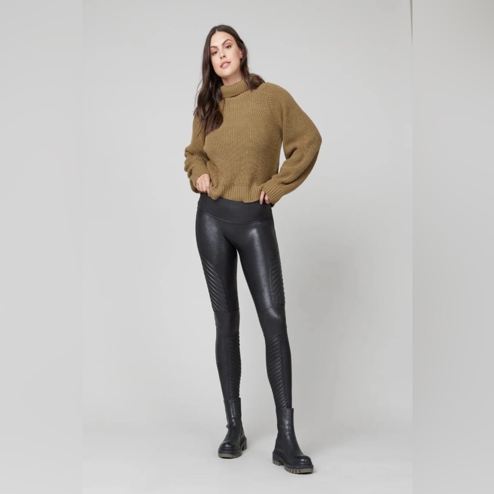 Spanx Women’s Faux‎ Leather Moto Leggings Medium Petite